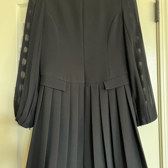 Burryco Dress 6 - Picture 6 of 9